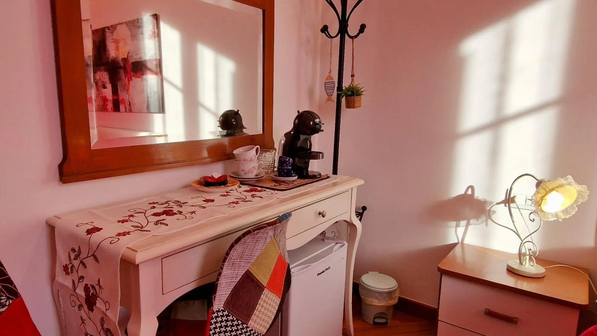 Camera Con Bagno Privato In Piazza Galilei Cagliari 0*,  Włochy